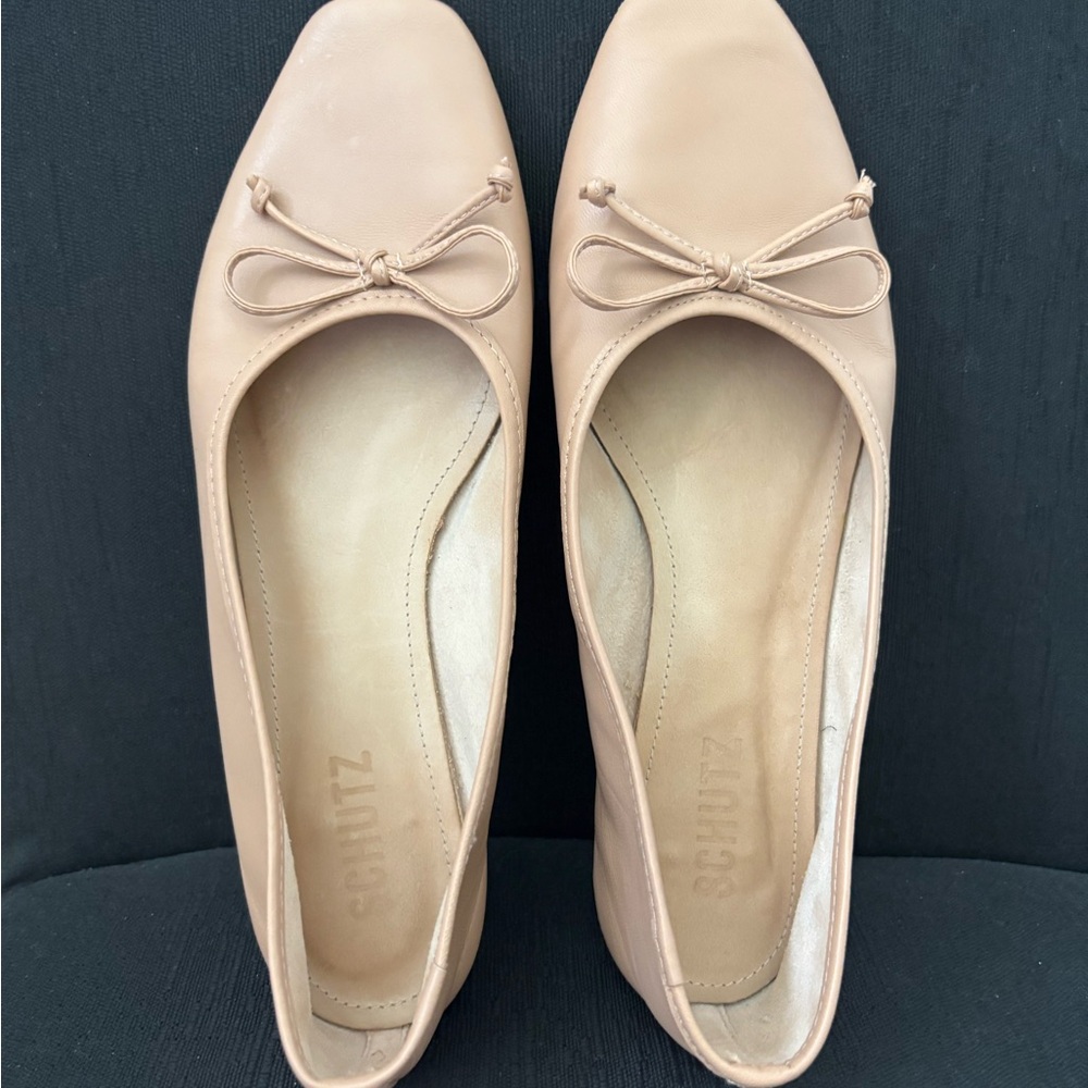 SCHUTZ Tan Ballet Flats with Bow Detail